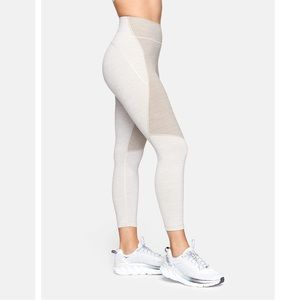 Outdoor voices 3/4 leggings